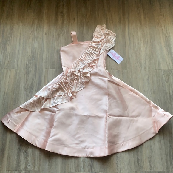 NWT! Bonnie Jean Sleeveless Fit and Flare Cascade Ruffle Dress - Picture 4 of 6